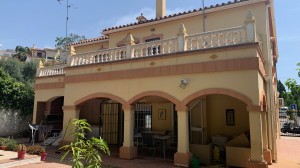  Chalet Se Vende en Coin , Mlaga
