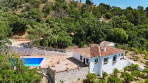  Chalet Se Vende en Alhaurin El Grande , M�laga