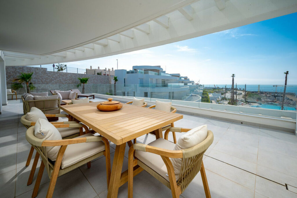 Apartment – Middle Floor Apartment in Mijas Costa — photo 2