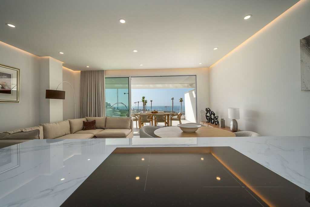 Apartment – Middle Floor Apartment in Mijas Costa — photo 7