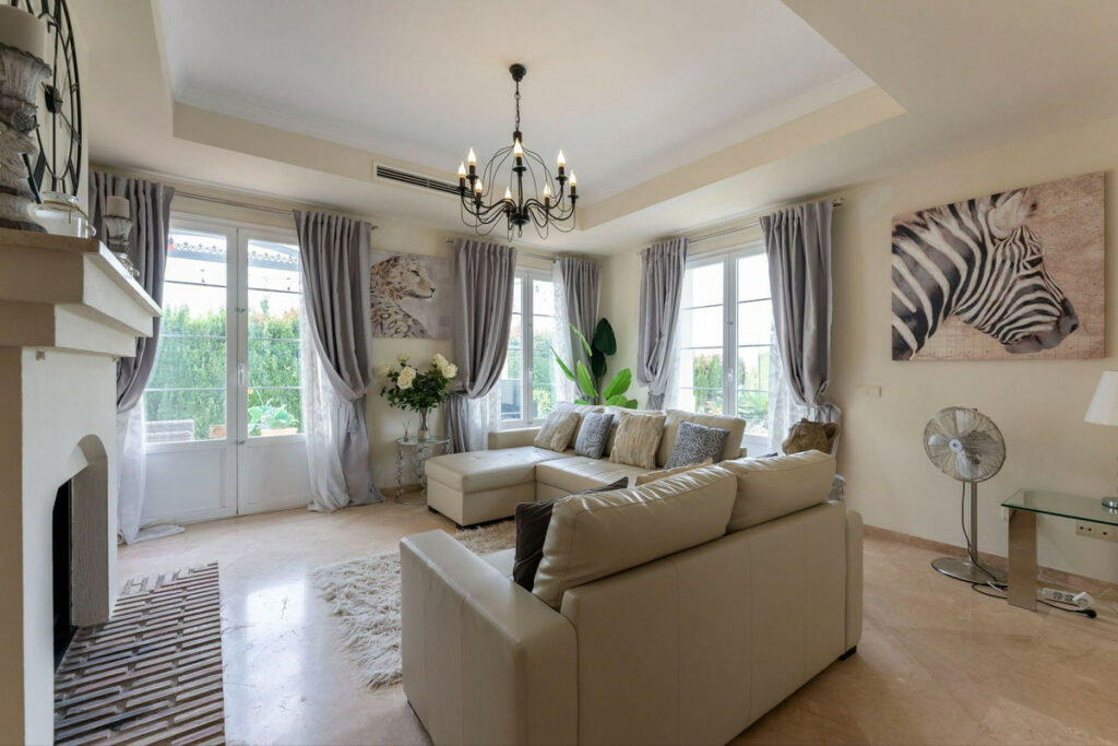 House – Detached Villa in Mijas — photo 7