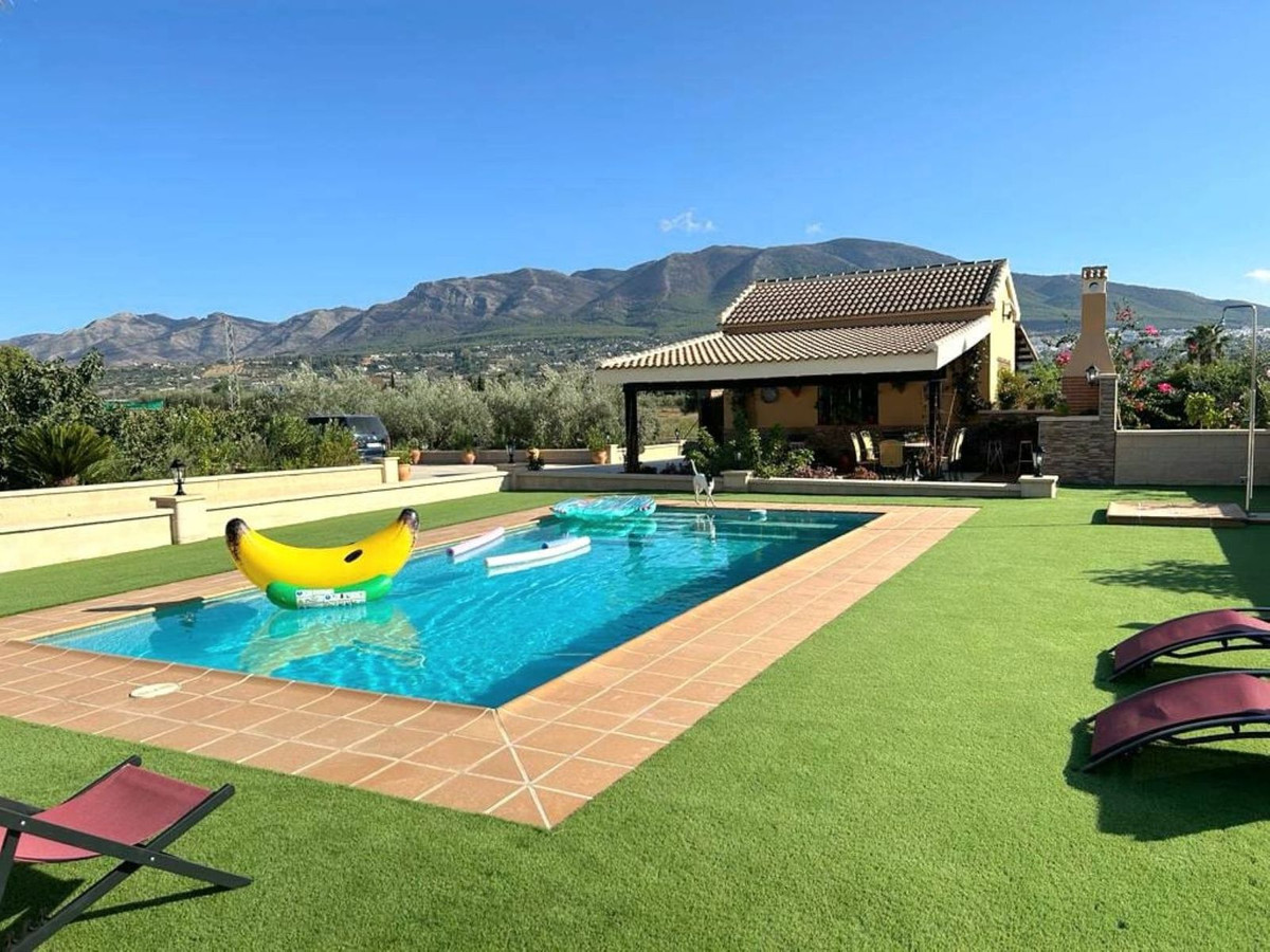 House – Finca – Cortijo in Alhaurín el Grande — photo 1