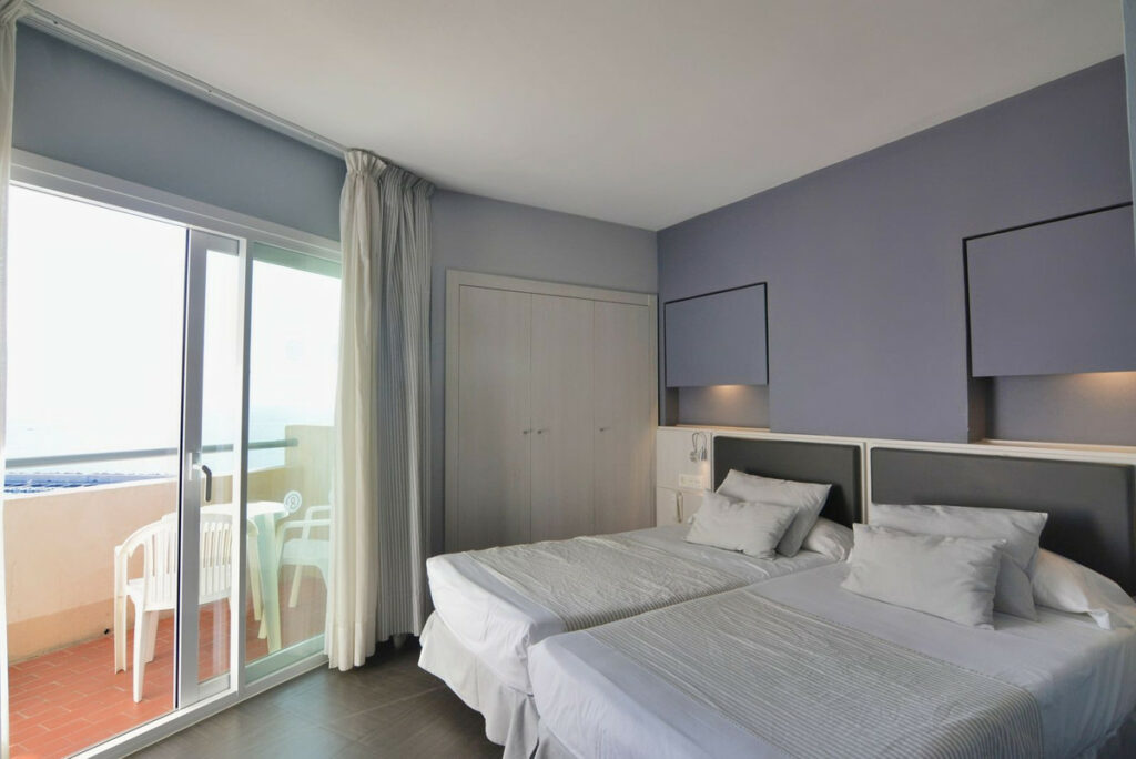 Property in Fuengirola — photo 3