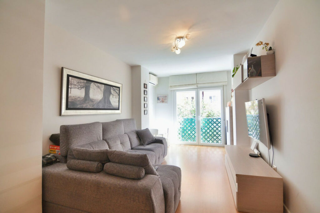 Property in Los Castillejos — photo 2