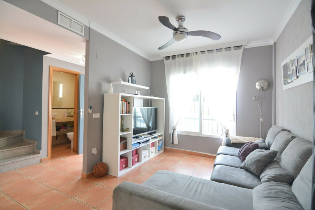 Property in Fuengirola — photo 9