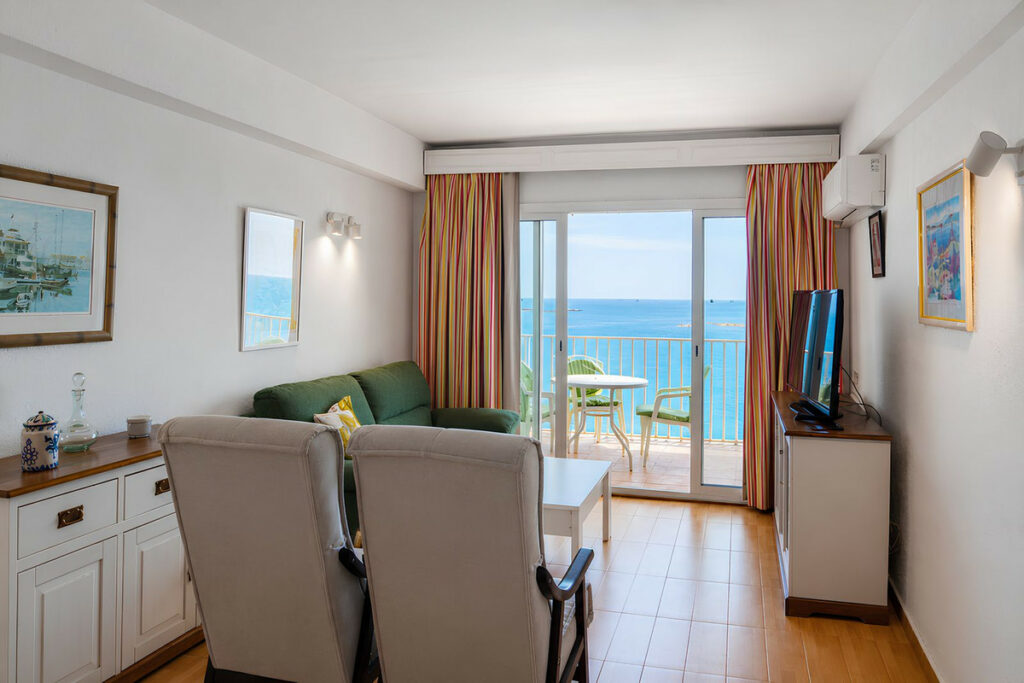 Property in Fuengirola — photo 12
