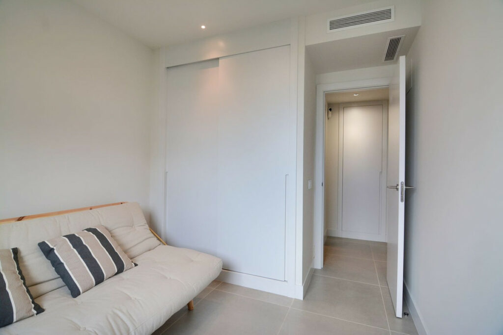 Property in Fuengirola — photo 32