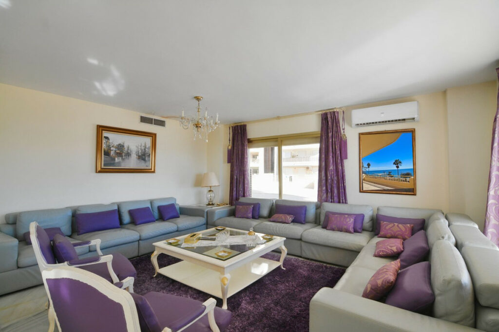 Property in Fuengirola — photo 6