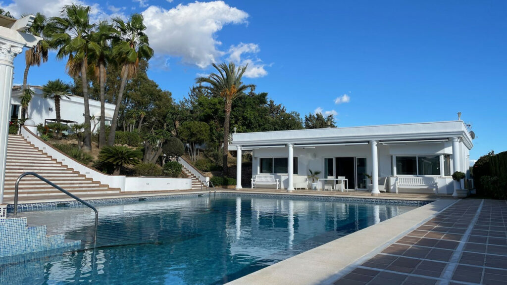 House – Detached Villa in Mijas — photo 4