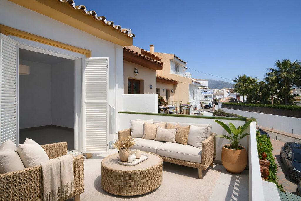 Property in Fuengirola — photo 25