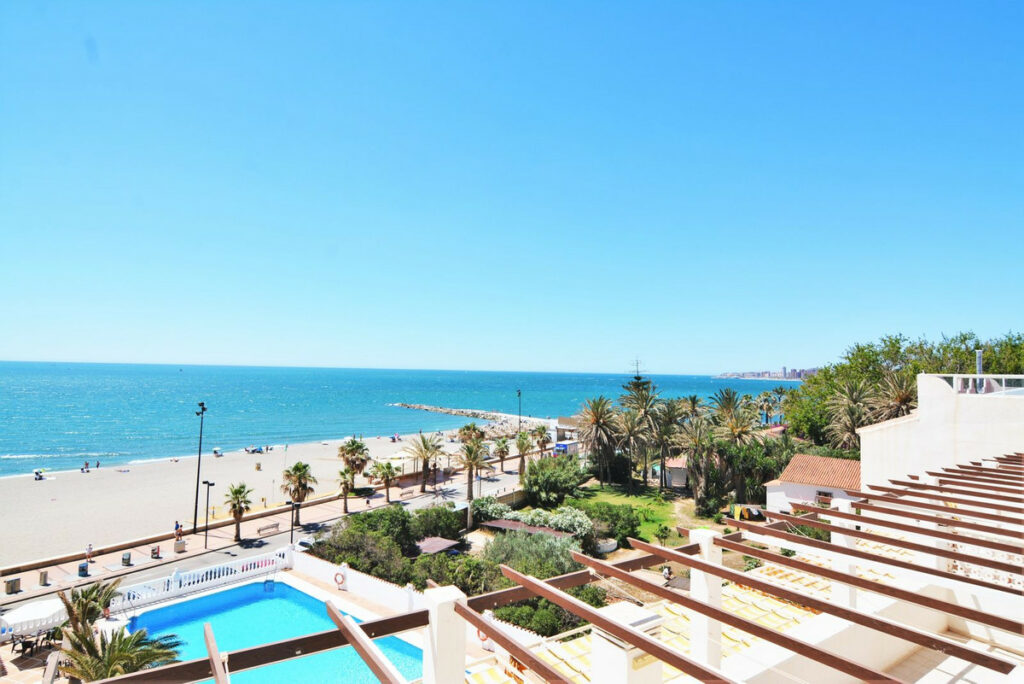 Property in Fuengirola — photo 11