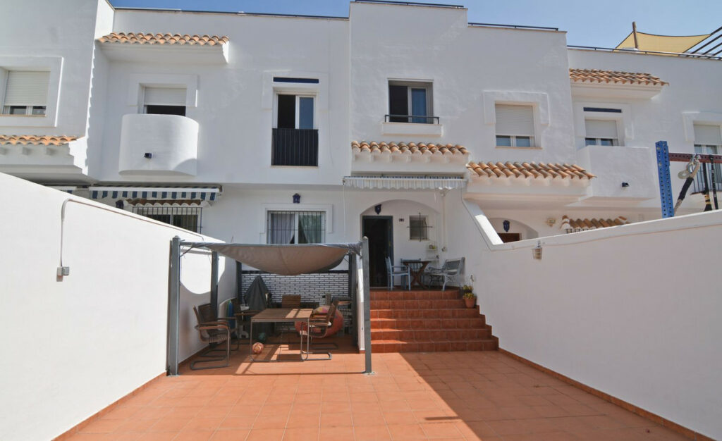 Property in Fuengirola — photo 19
