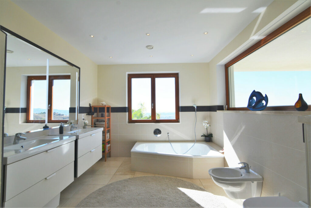 Property in Mijas — photo 18