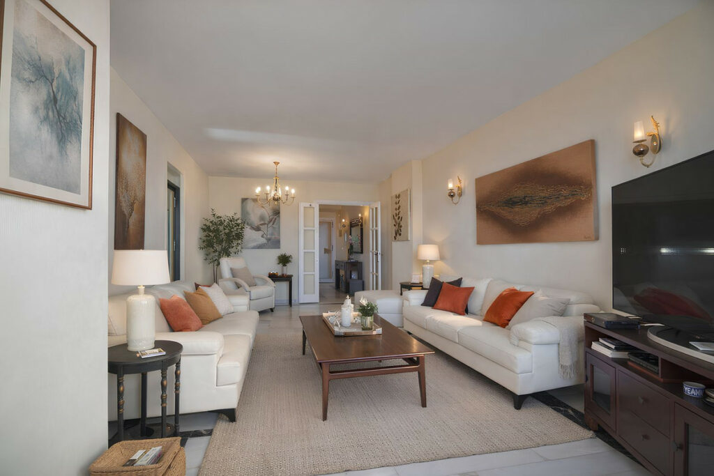 Property in Fuengirola — photo 6