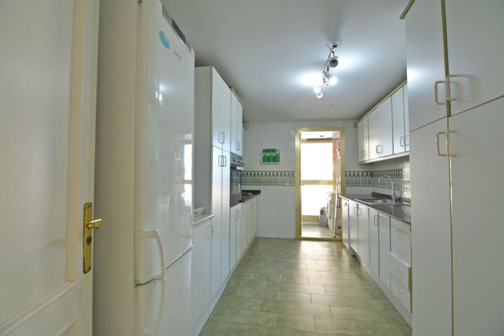 Property in Fuengirola — photo 21