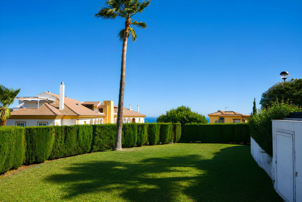 Property in Benalmadena — photo 36