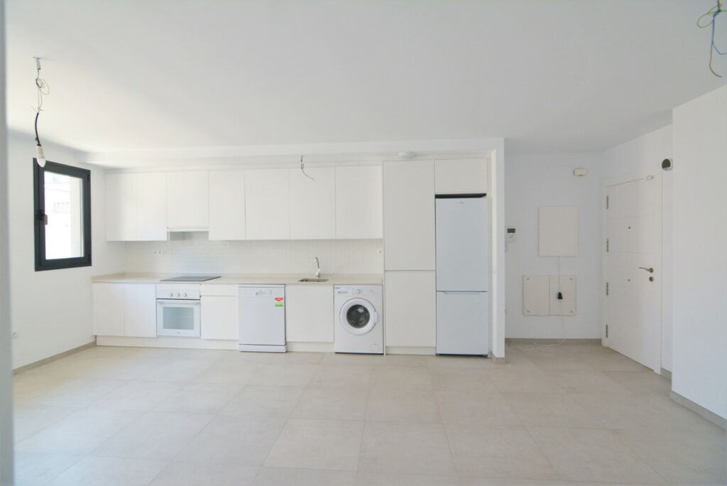 Property in Fuengirola — photo 2
