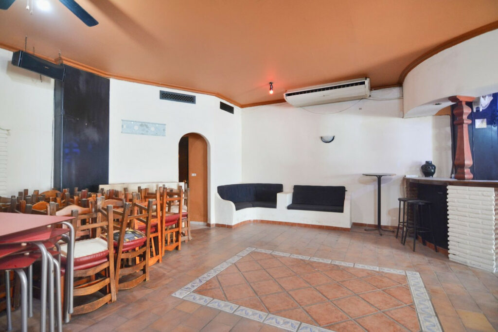 Property in Fuengirola — photo 12