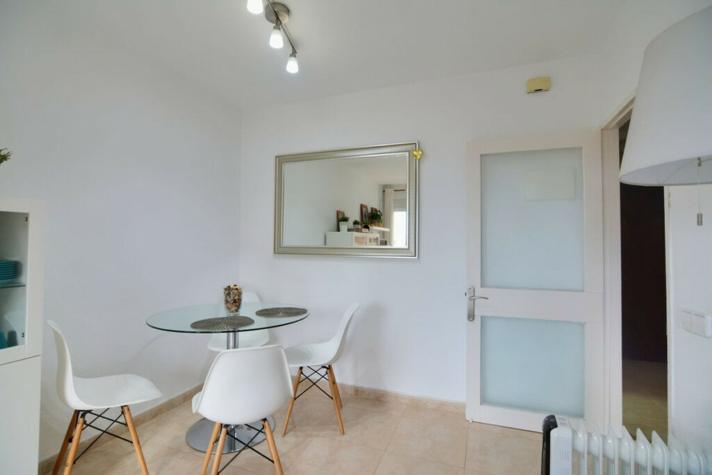 Property in Fuengirola — photo 8