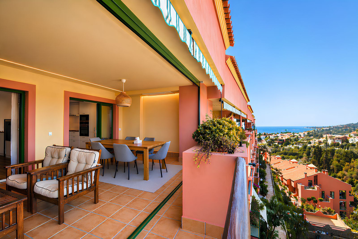 Property in Torreblanca — photo 1