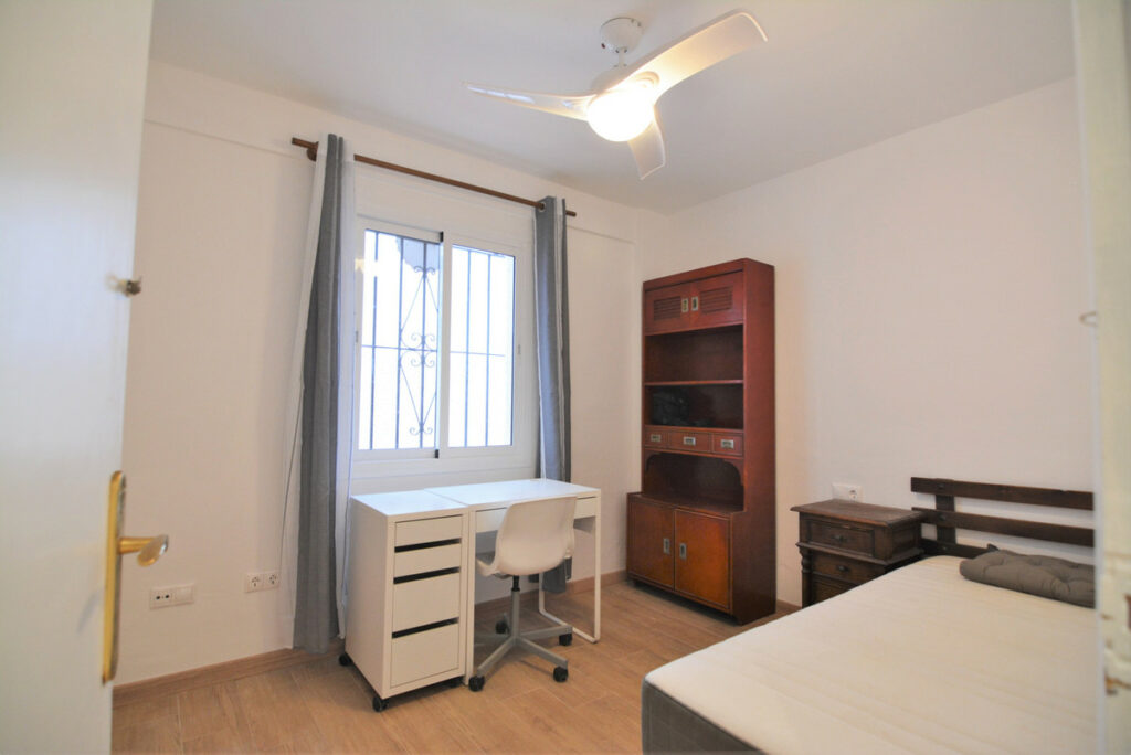 Property in Fuengirola — photo 18