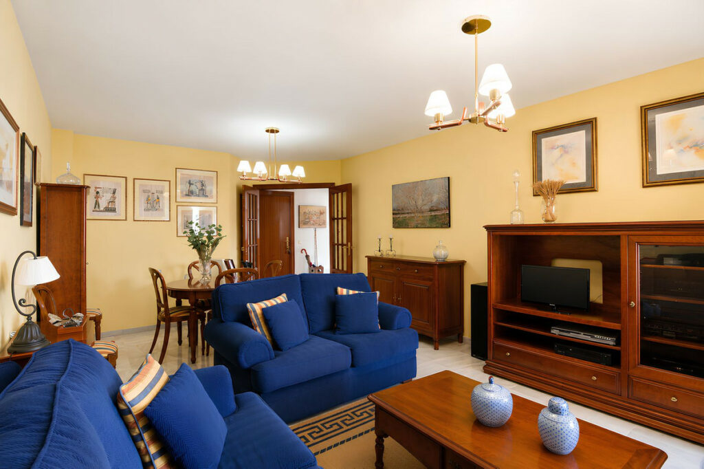 Property in Los Boliches — photo 12