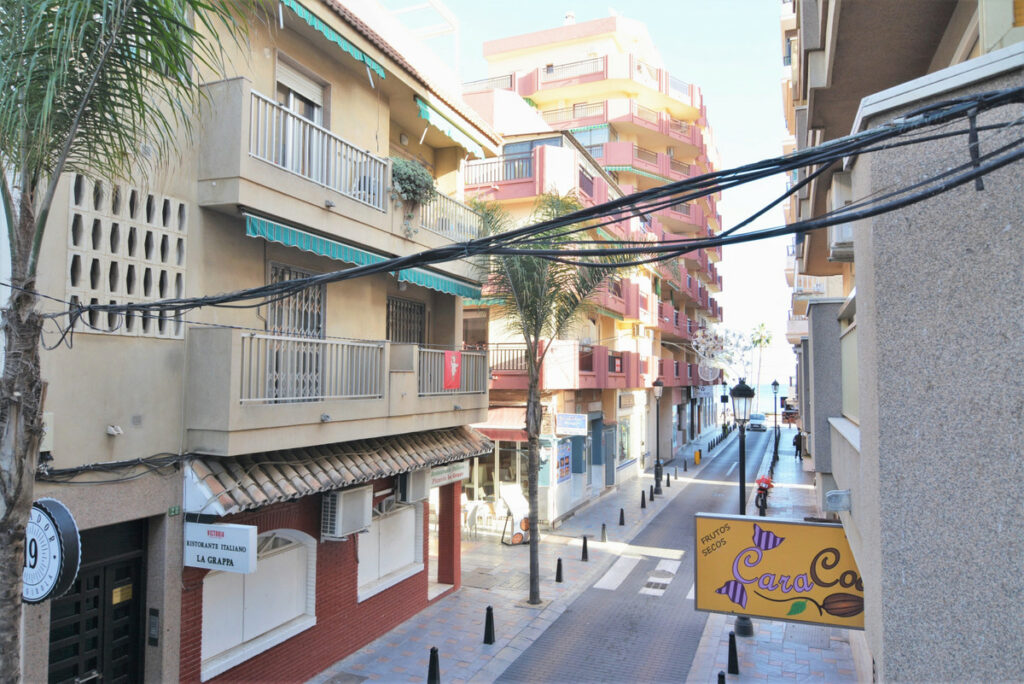 Property in Fuengirola — photo 2