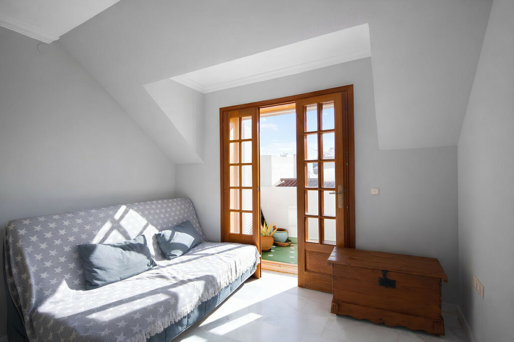 Property in Fuengirola — photo 9