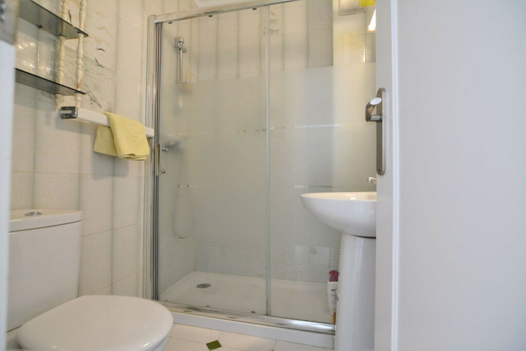 Property in Fuengirola — photo 13