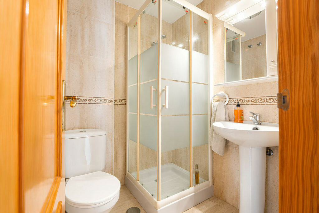 Property in Los Boliches — photo 18