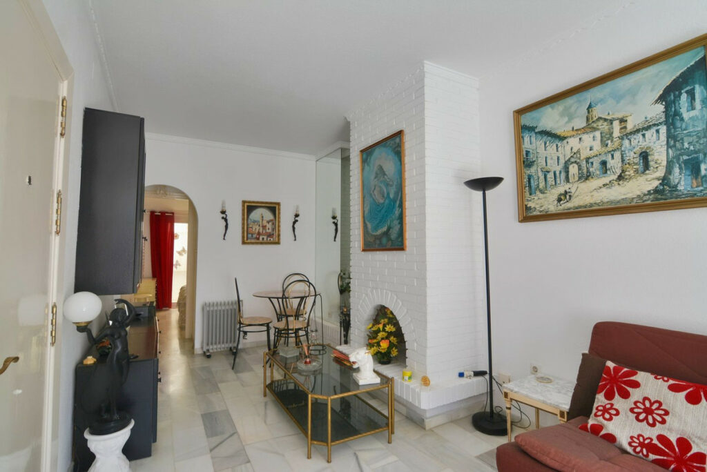 Property in Fuengirola — photo 14
