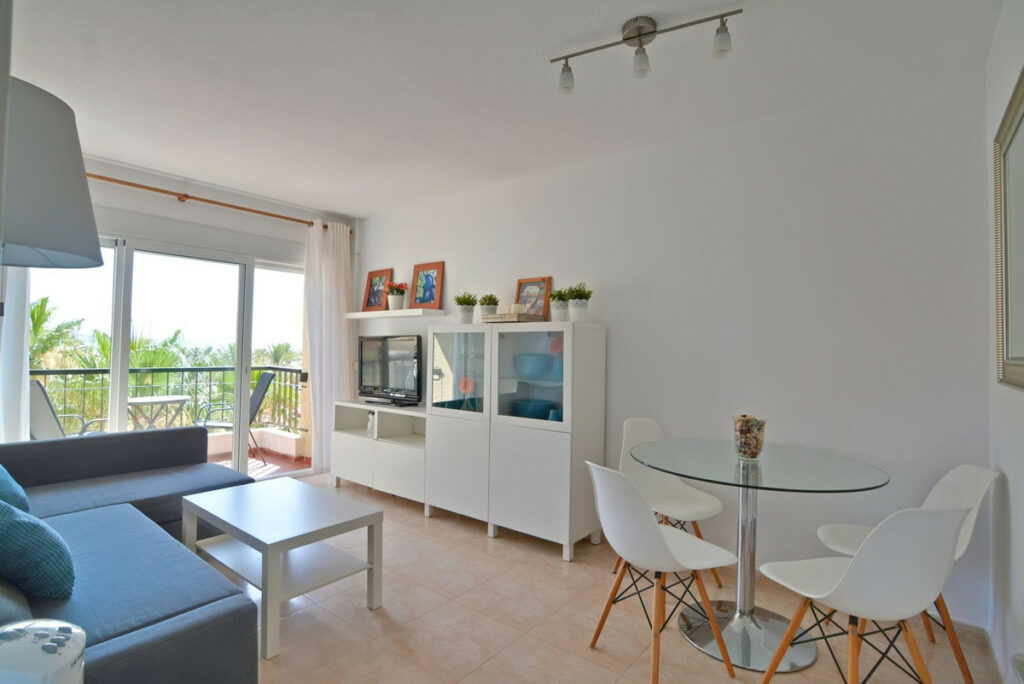 Property in Fuengirola — photo 4