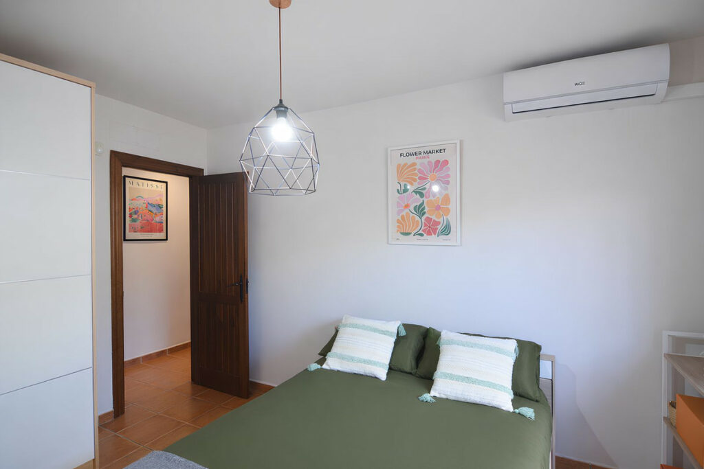 Property in Sierrezuela — photo 16