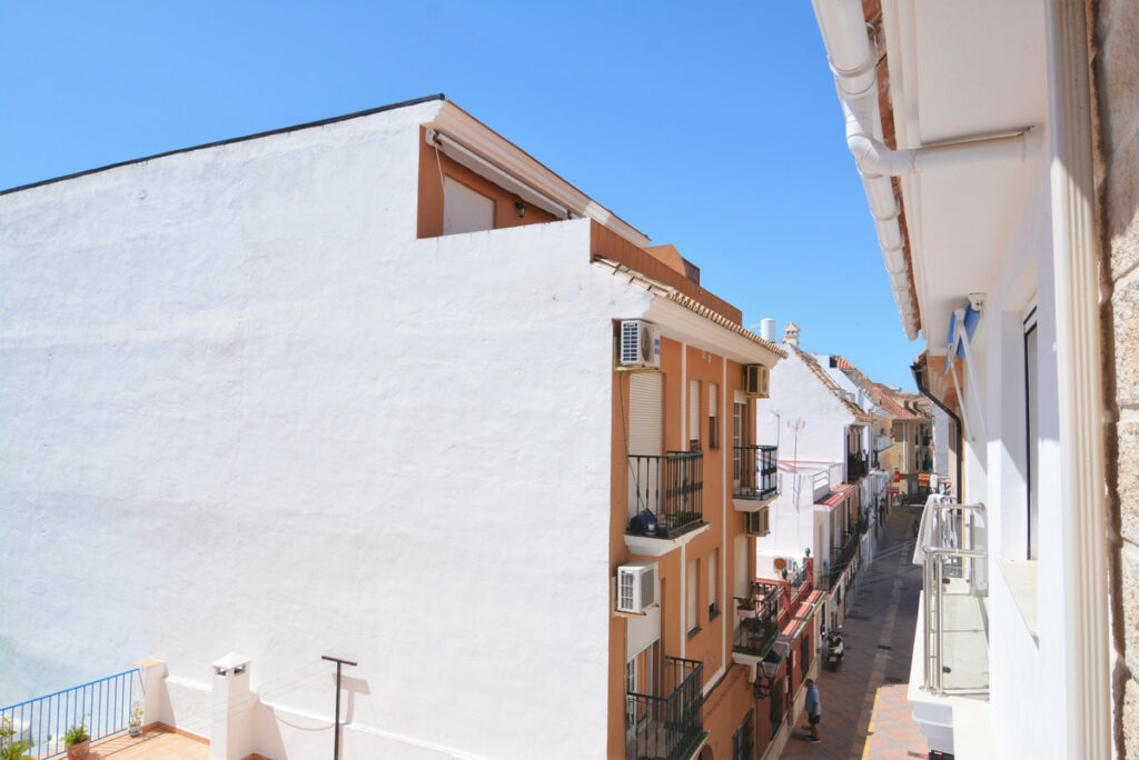Property in Fuengirola — photo 11