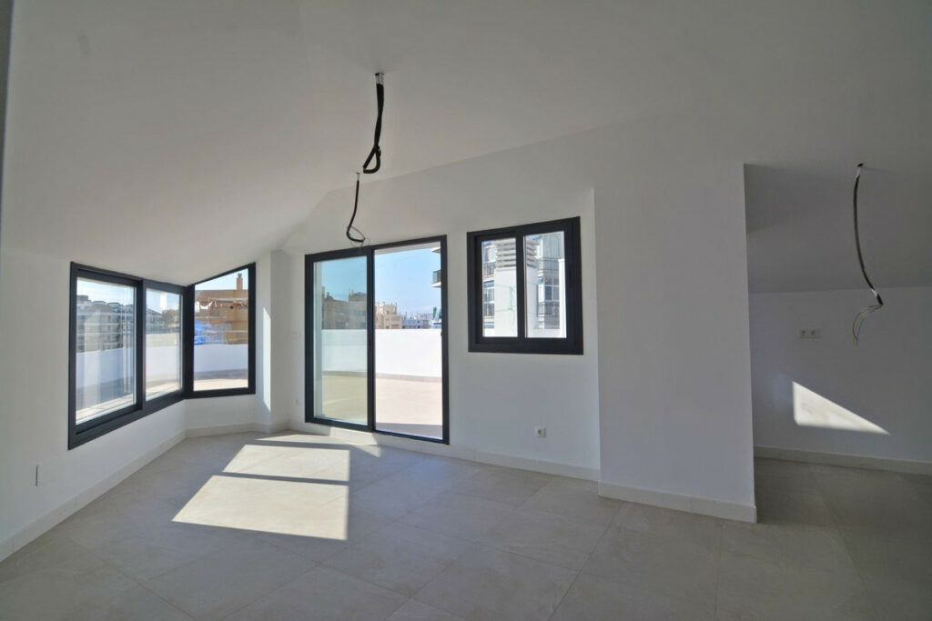 Property in Fuengirola — photo 5