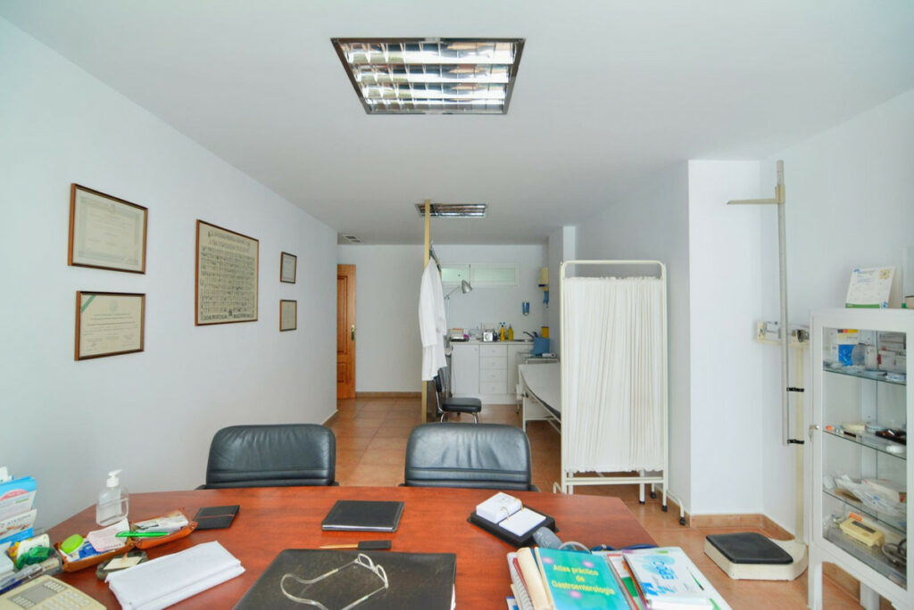 Property in Fuengirola — photo 19