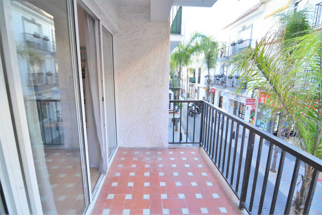 Property in Fuengirola — photo 3