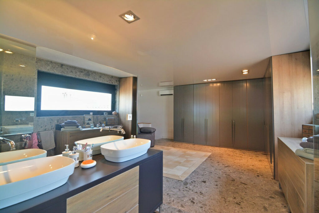 Property in Fuengirola — photo 37