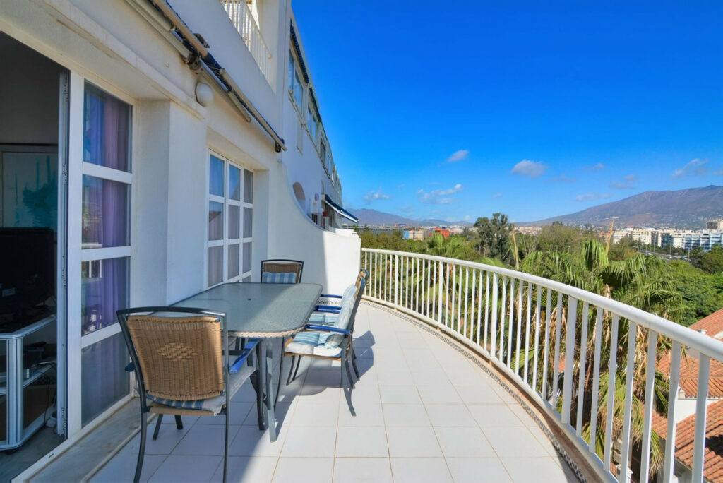 Property in Fuengirola — photo 25