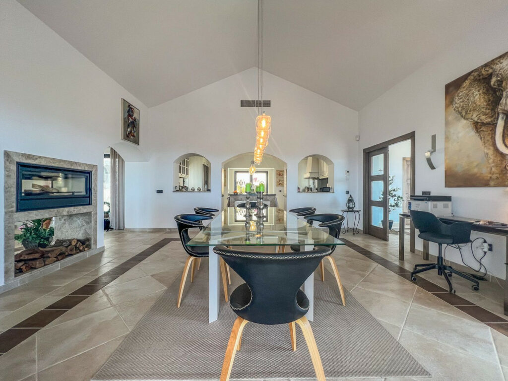 House – Detached Villa in Mijas — photo 9