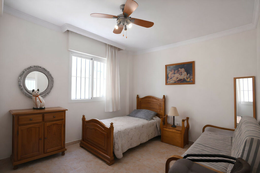 Property in Las Lagunas — photo 19