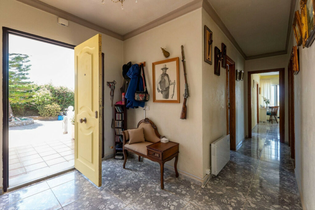 House – Finca – Cortijo in Guaro — photo 4