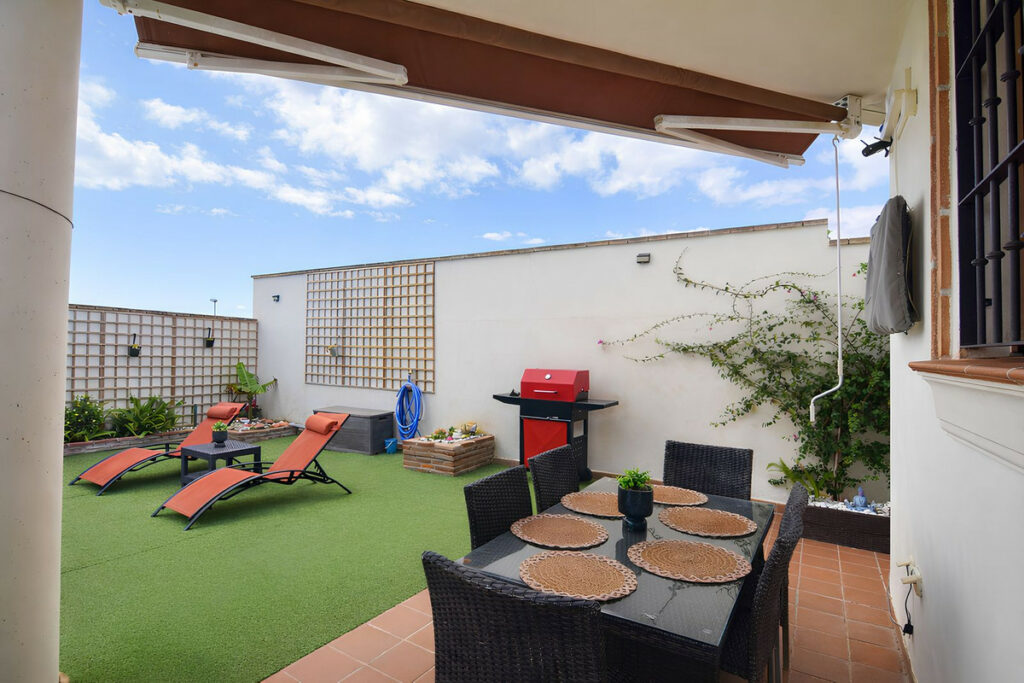 Property in Sierrezuela — photo 27