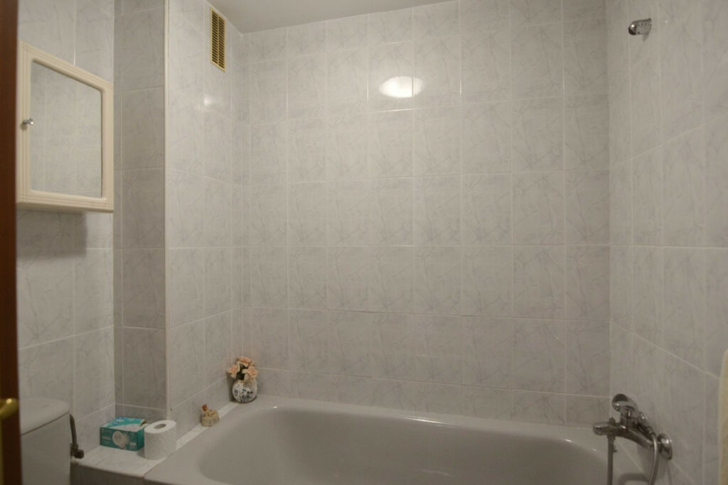 Property in Las Lagunas — photo 18