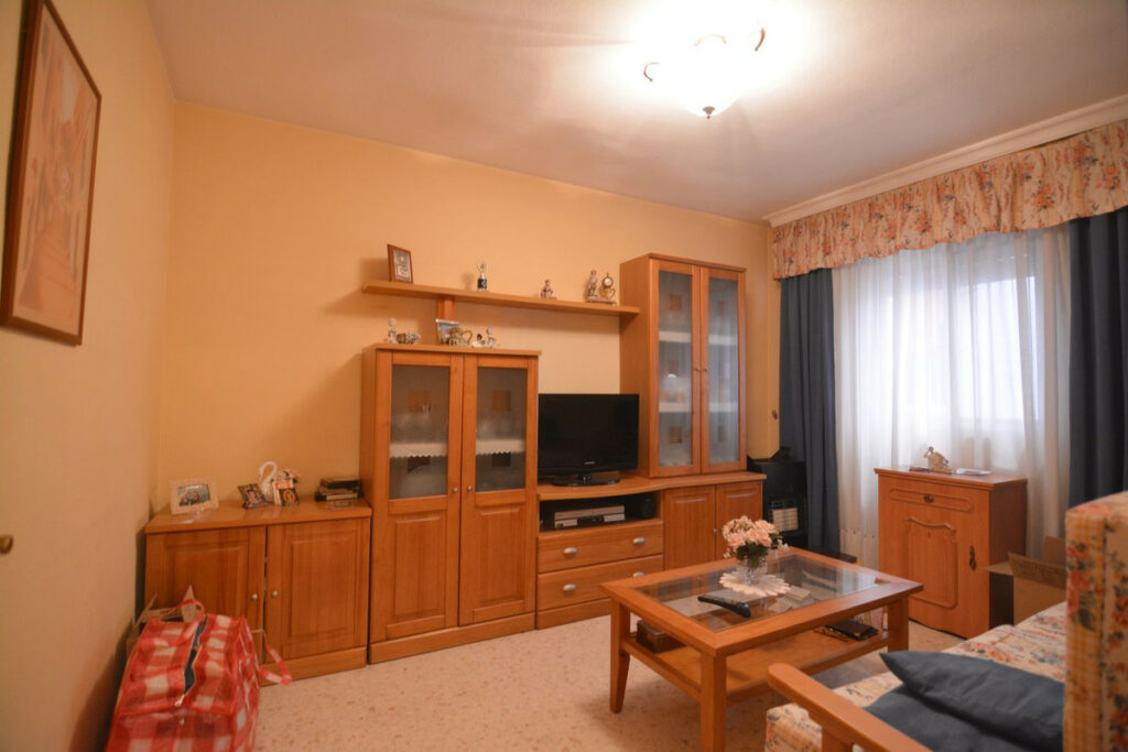Property in Las Lagunas — photo 21