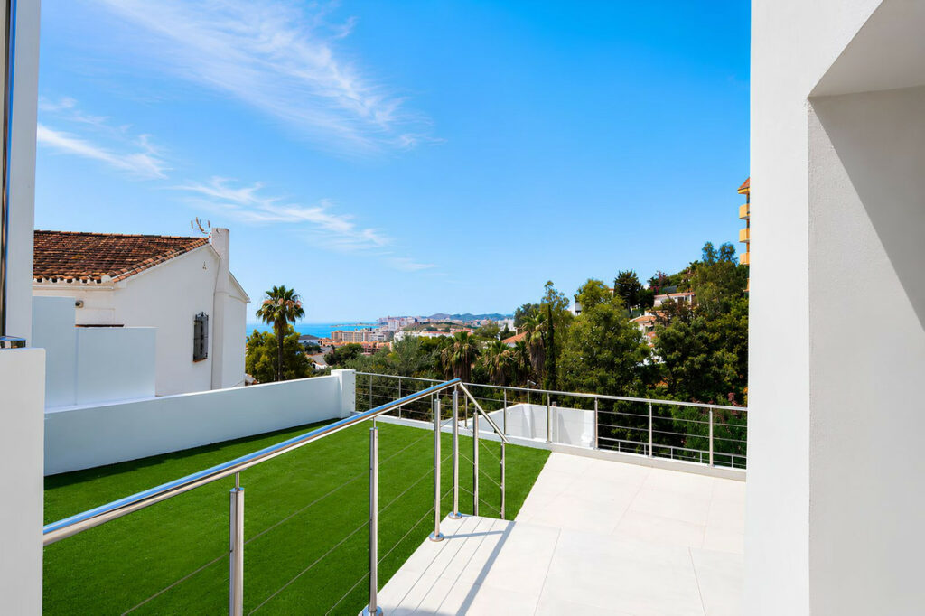 Property in Torreblanca — photo 49