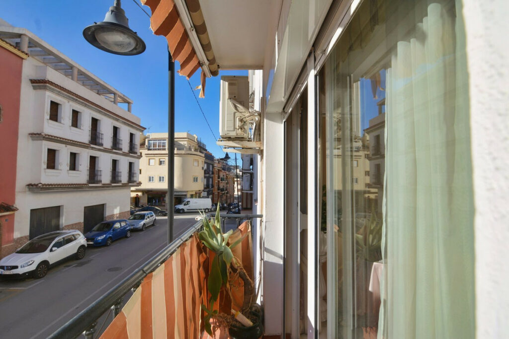 Property in Las Lagunas — photo 9