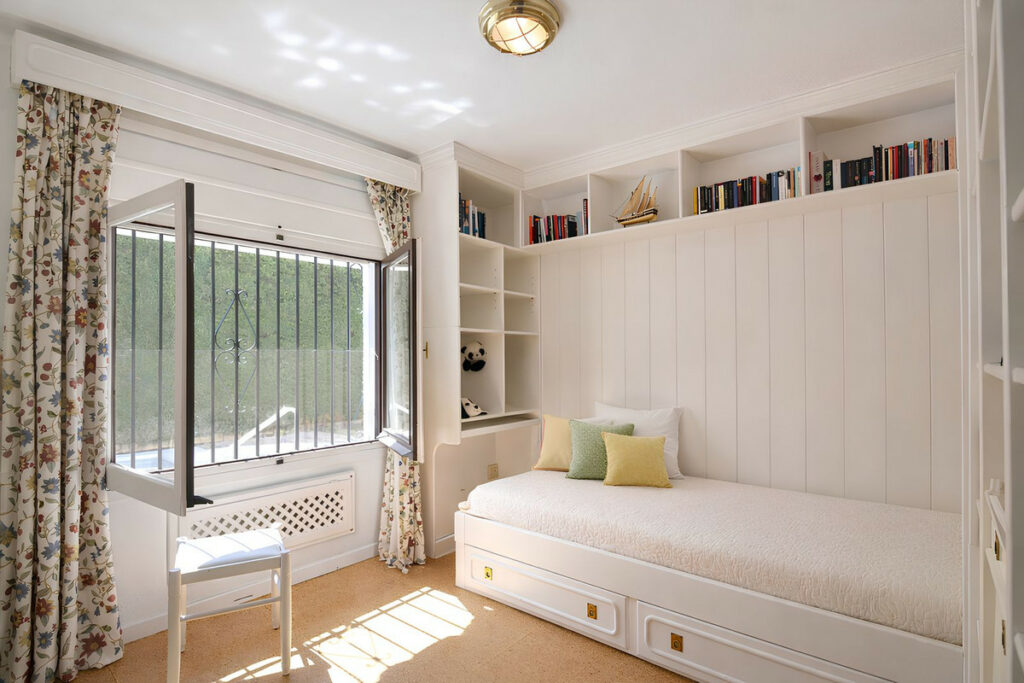 Property in Fuengirola — photo 19
