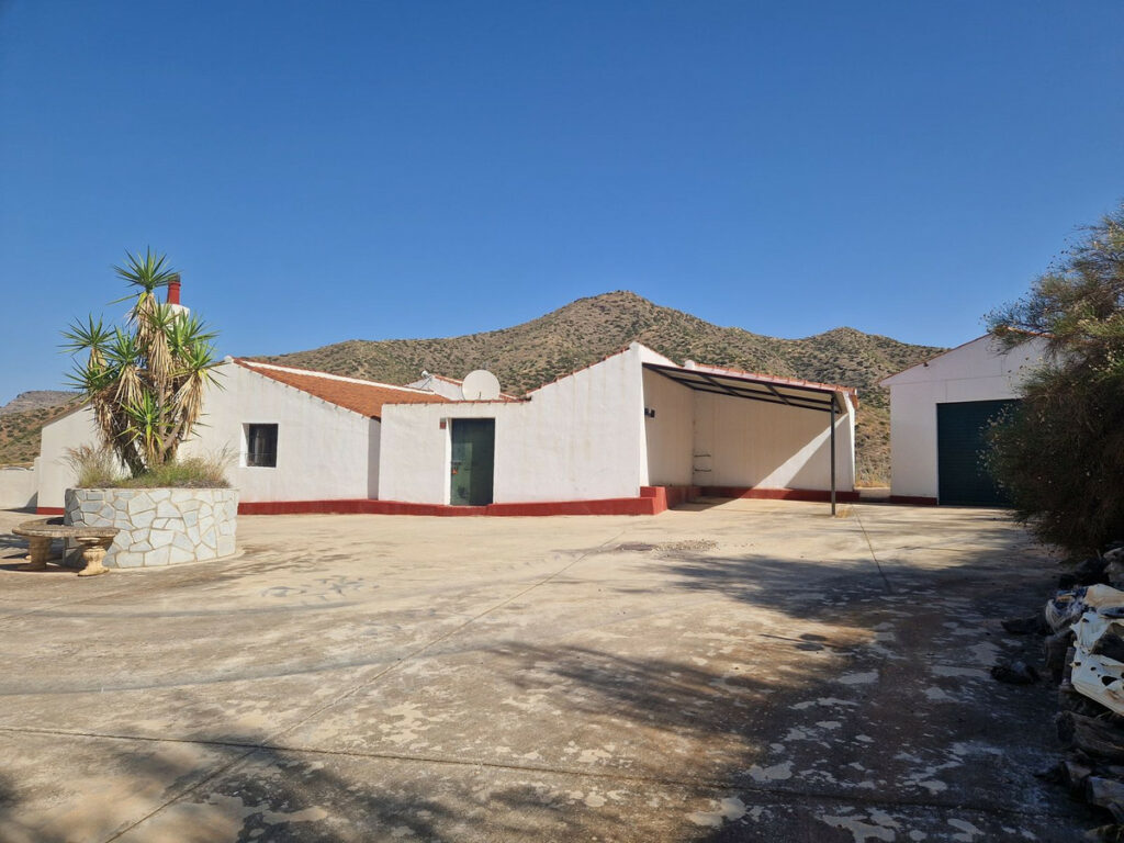 House – Finca – Cortijo in Pizarra — photo 5