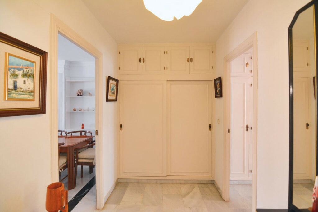 Property in Fuengirola — photo 7